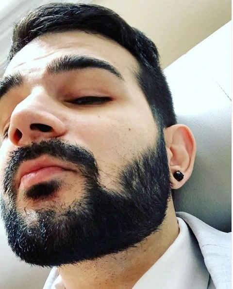 Close-up selfie photo of Tarzaned (Julian Farokhian)